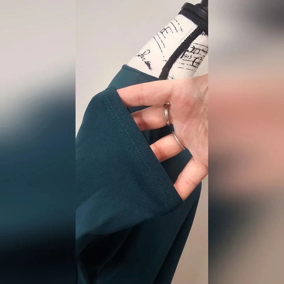 Diana Belle Women's Hunter Green Long Sleeve Chiffon Blouse Size XL NWT - Picture 7 of 13